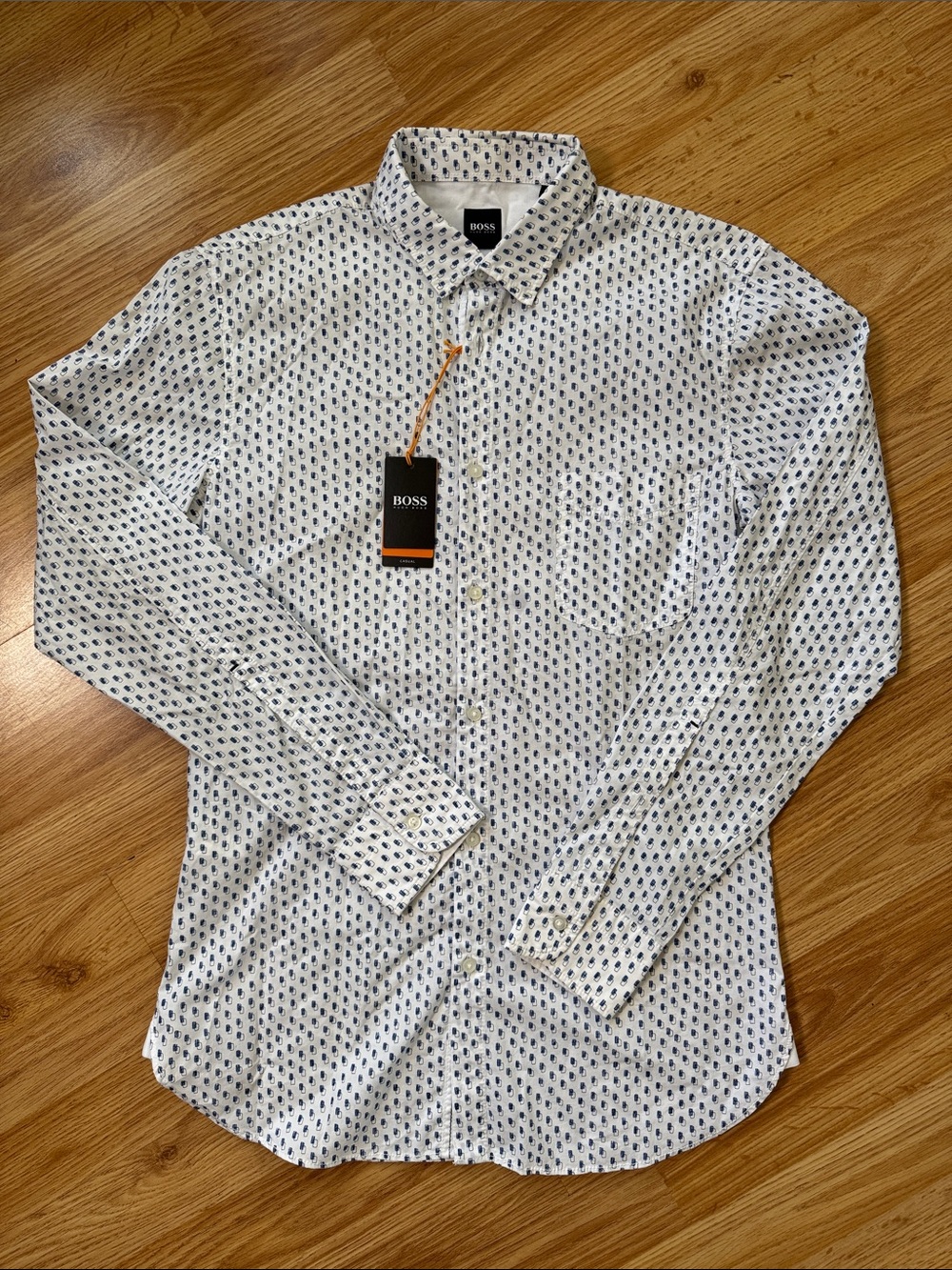 HUGO BOSS Slim Fit Button-Up Shirt ✨NWT✨ size S